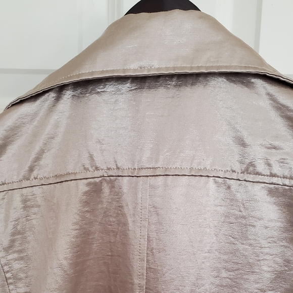 Metallic 3/4 sleeve trench velvet buttons - Picture 4 of 12